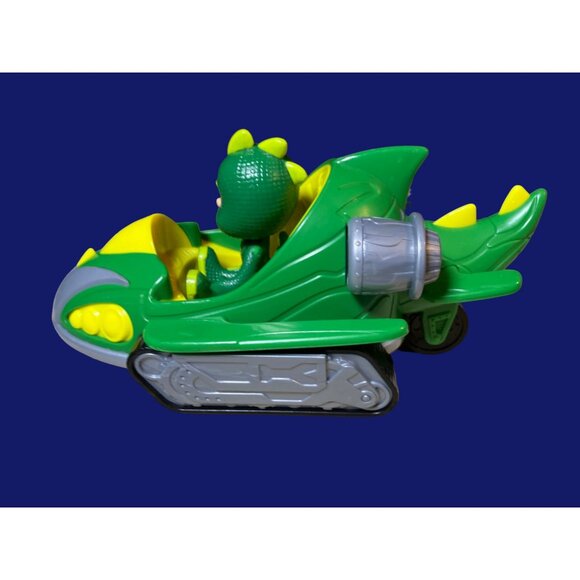 PJ Masks Gekko Mobile Speed Booster Playset Vehicle Figure - Picture 5 of 10